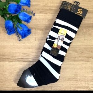 Sale! Black and white leg warmers. ☆☆3 FOR $25☆☆